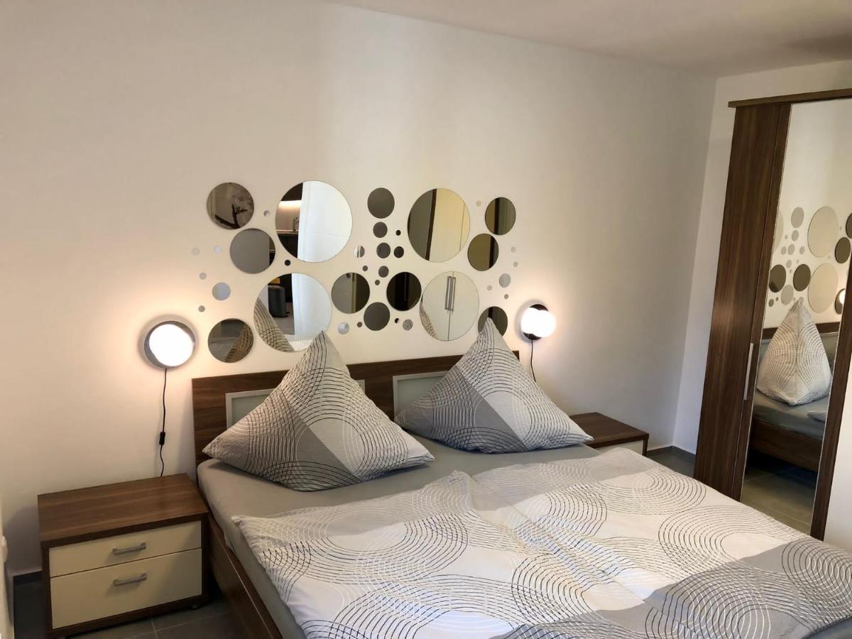Erdgeschoss-Appartement Mit Seeterasse Ahrensbok Buitenkant foto