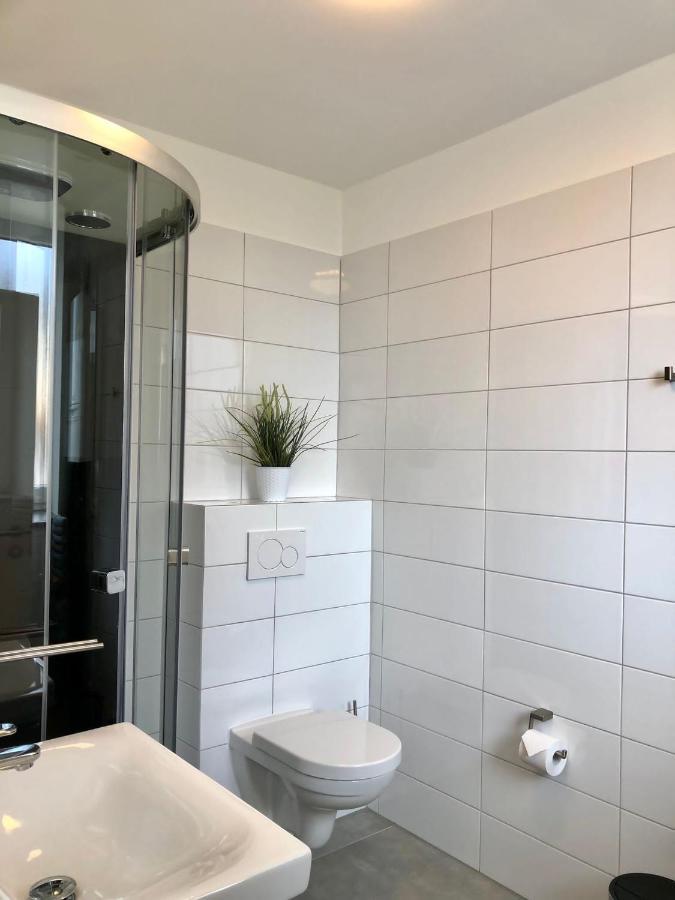 Erdgeschoss-Appartement Mit Seeterasse Ahrensbok Buitenkant foto