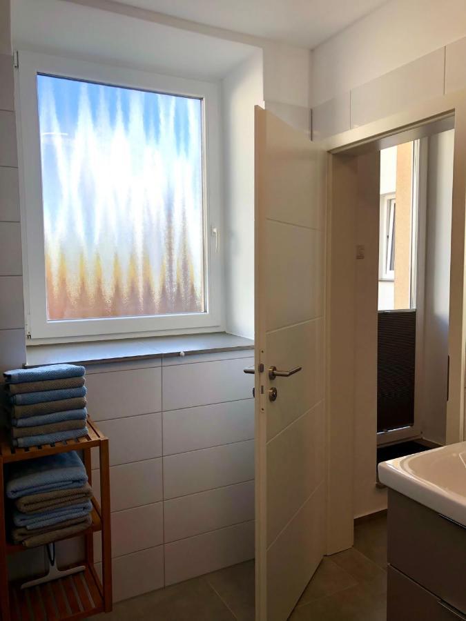 Erdgeschoss-Appartement Mit Seeterasse Ahrensbok Buitenkant foto